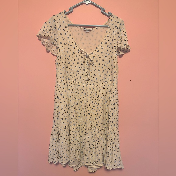 AE Flowy Floral Sundress - Picture 1 of 3